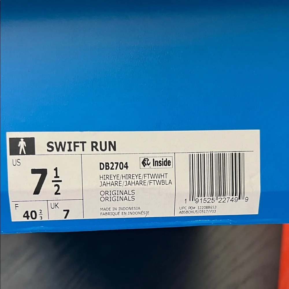 Adidas - Picture 2 of 3
